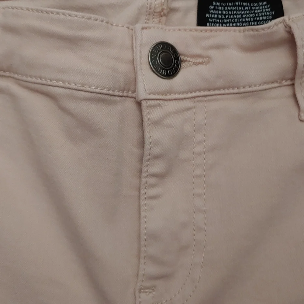 Buffalo David Bitton Women's Size 10 Mid-Rise Soft Capri